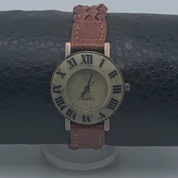 Fossil BW-6730 quartz watch with original leather band. - Picture 1 of 7